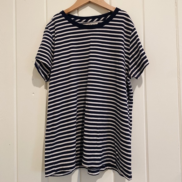 Madewell Tops - Madewell navy striped shirt